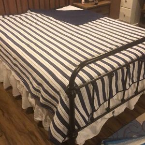 Queen Size Comforter